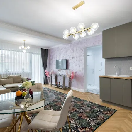 Luxury 2br Calea Victoriei 布加勒斯特